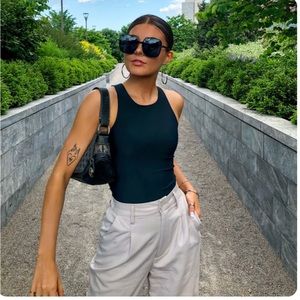 NWT Parade Hourglass Seamless Bodysuit in black - Women’s Small. New in bag